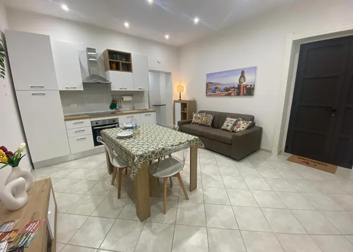 Apartment La Dimora Di Ted Syracuse